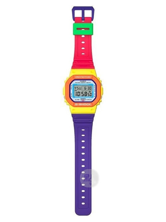 CASIO DW-5610DN-9ER G-Shock 樹脂錶帶 200米防水 - 全身圖,展示多色樹脂錶帶