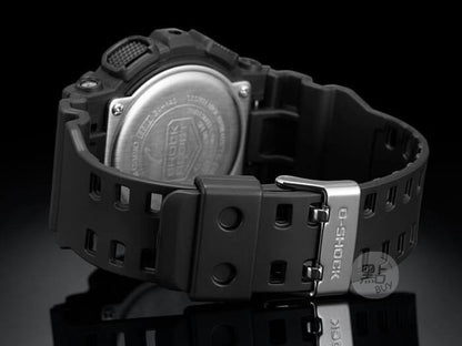 CASIO GA-140-1A4ER G-Shock 200M 防水 防震 - 錶背細節，展示不鏽鋼錶背及錶扣